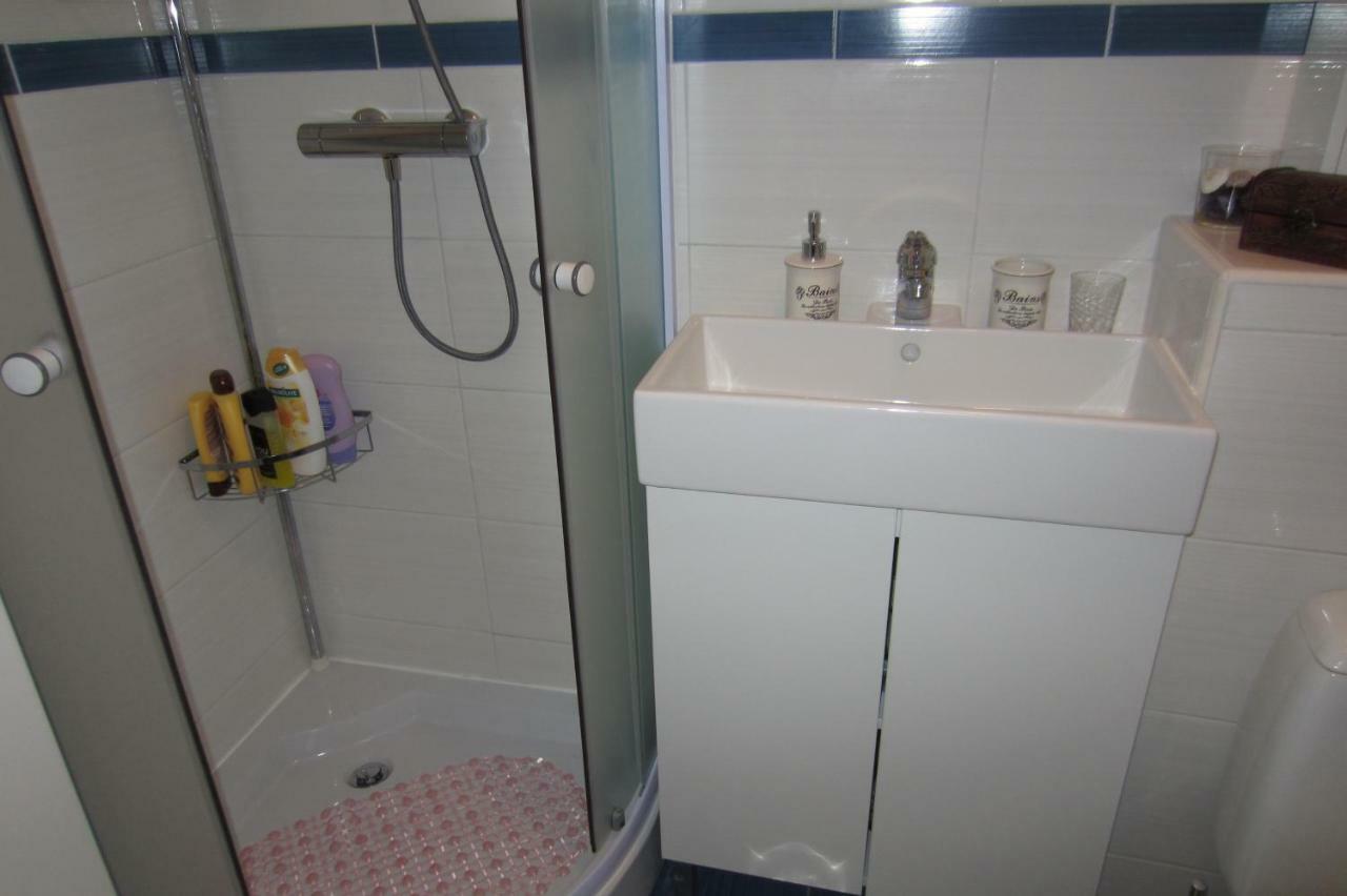Apartman Valinor Miholascica Εξωτερικό φωτογραφία